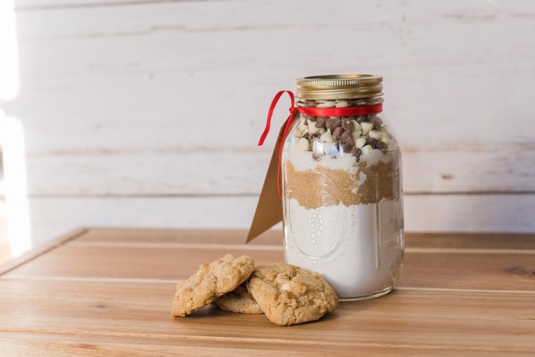The Perfect Christmas Cookies in a Jar