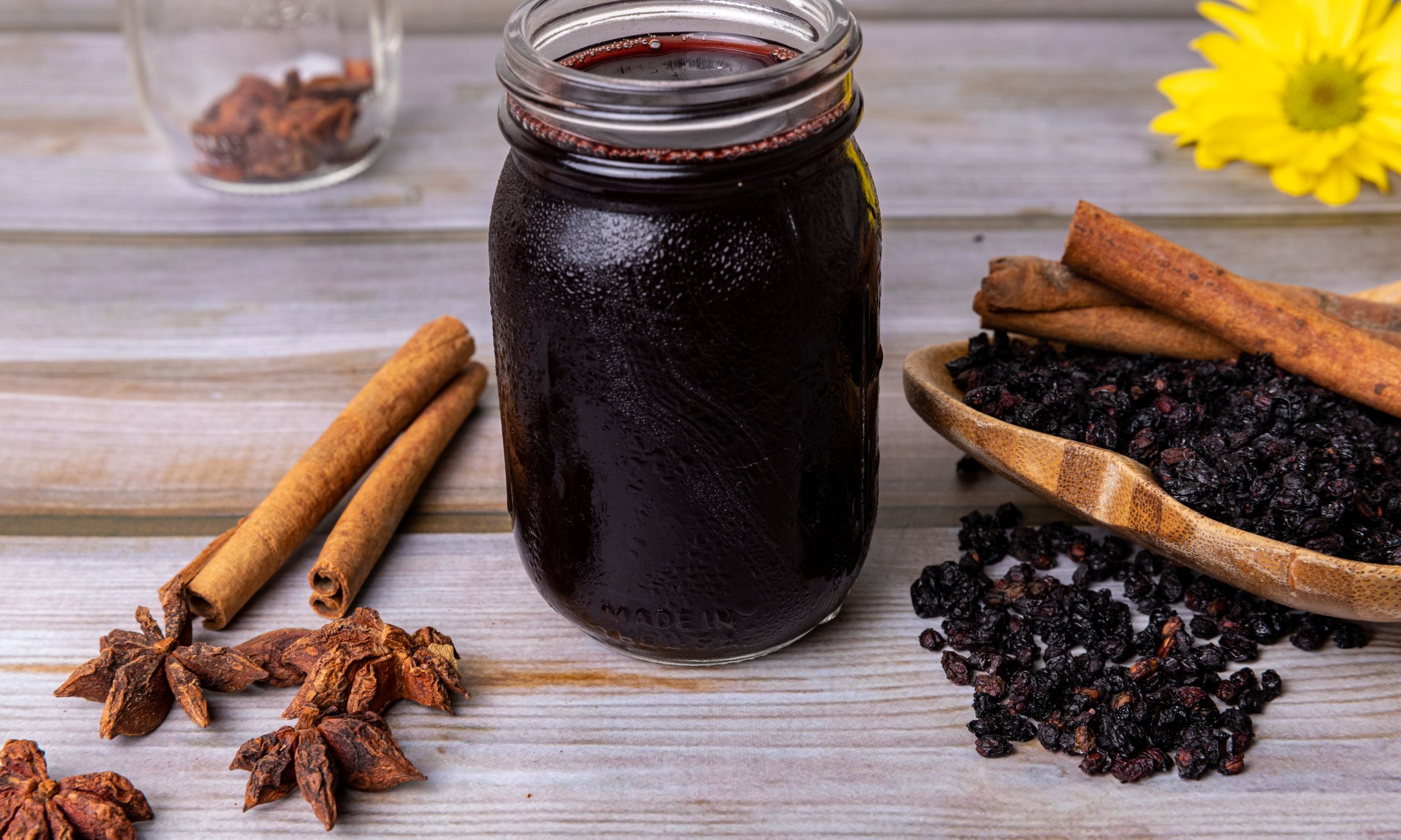 Benefits of Elderberry Syrup and How to Make it