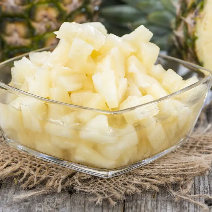 canning pineapple