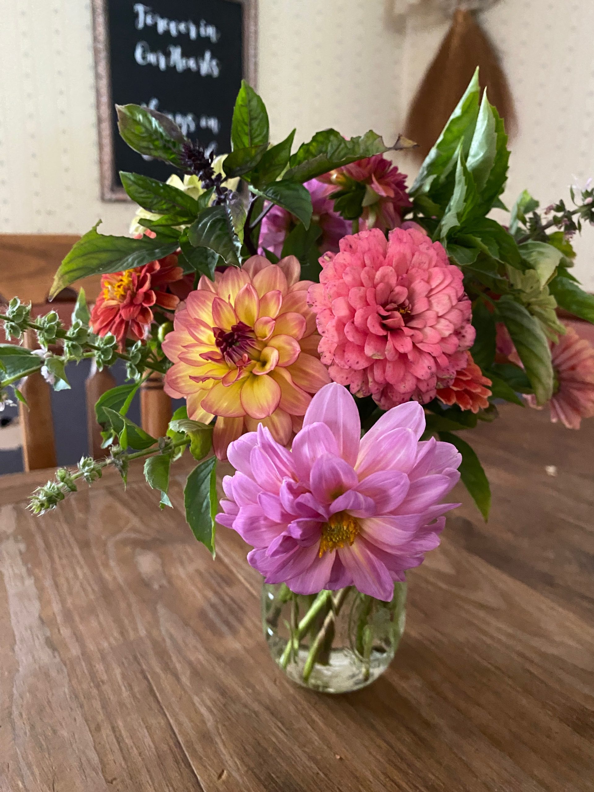 How to Grow a Colorful Cut Flower Garden for Beginners (Even on a Budget)